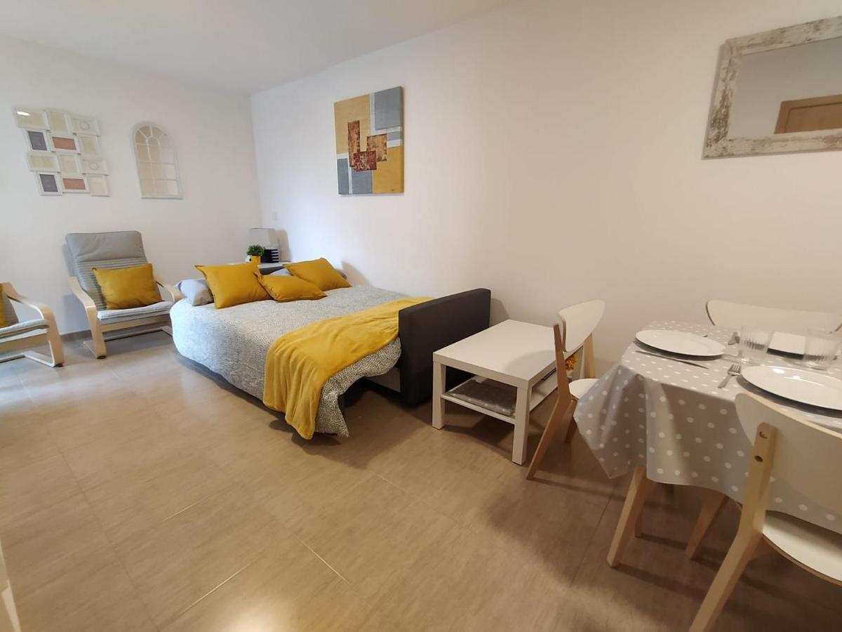 Apartamento Bolboretas Con Parking Privado Ares Dış mekan fotoğraf