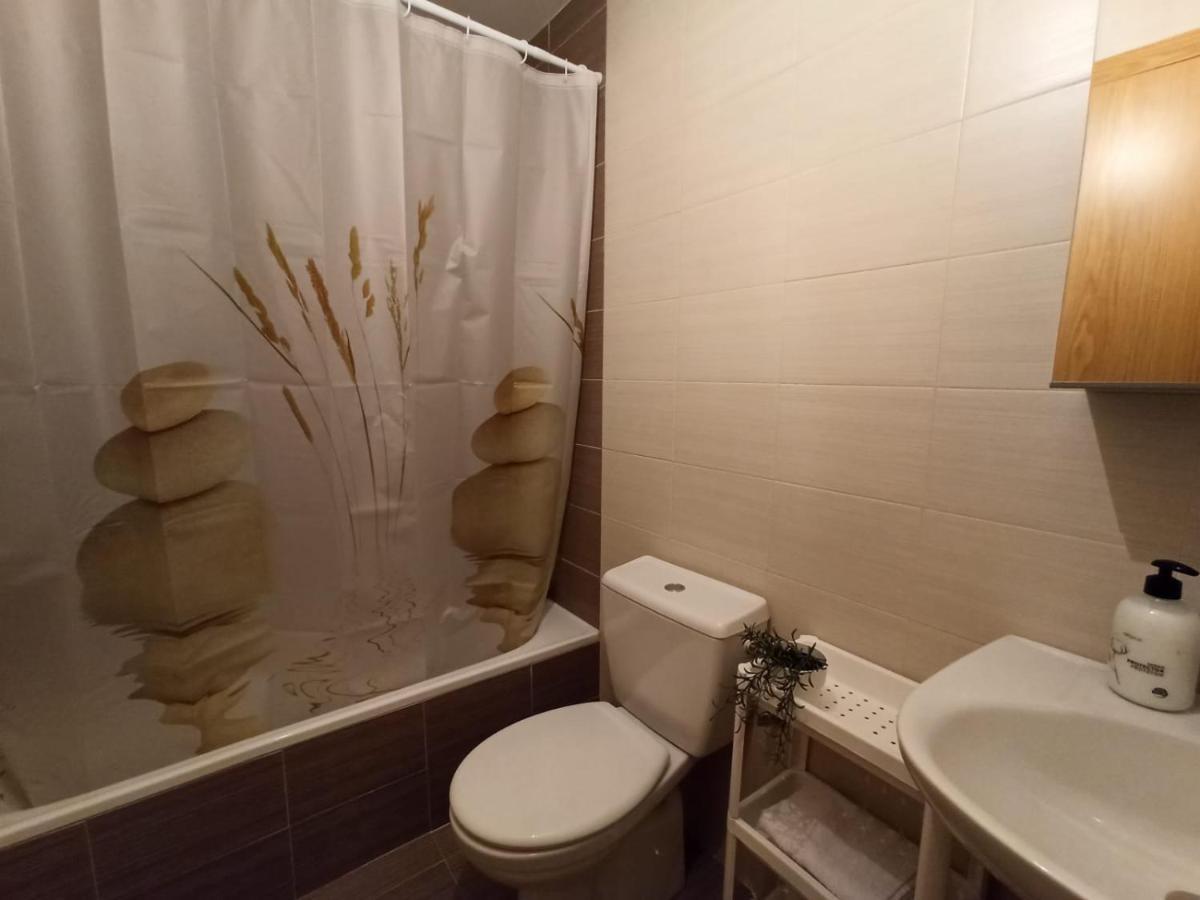 Apartamento Bolboretas Con Parking Privado Ares Dış mekan fotoğraf