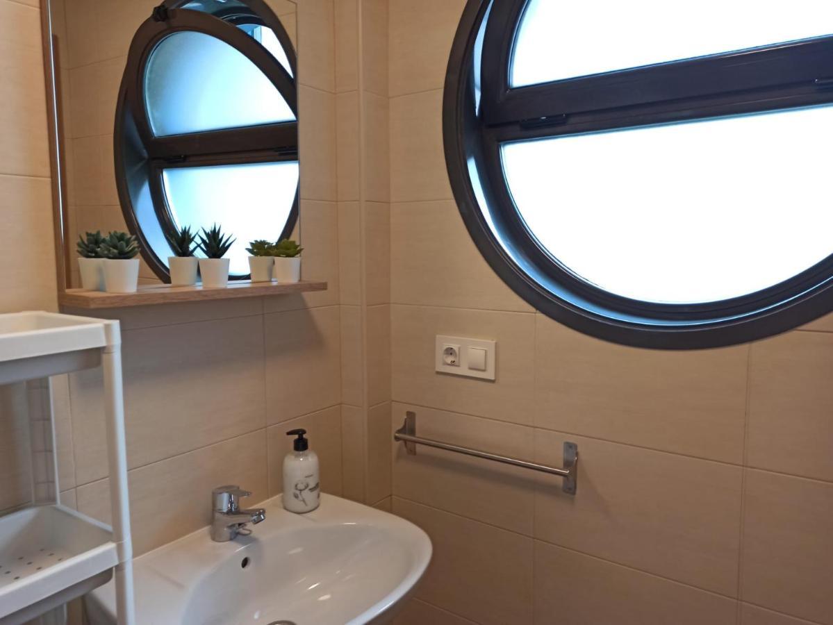Apartamento Bolboretas Con Parking Privado Ares Dış mekan fotoğraf